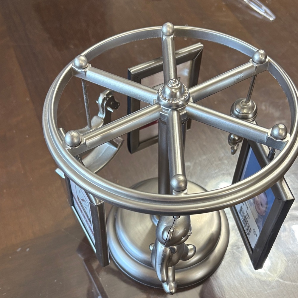 Lawrence Silver Rotating Photo Frame - Picture 3 of 10